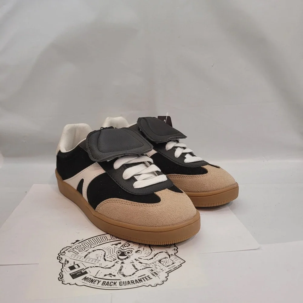 Weekend Academy Foldover Sneakers Womens 6 Black White Gum WMBMWA26AC001-1125
